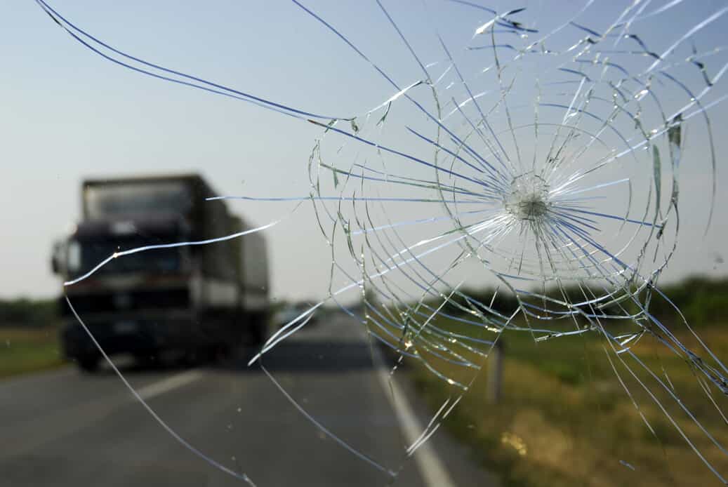 5 Tractor-trailer Crash Facts