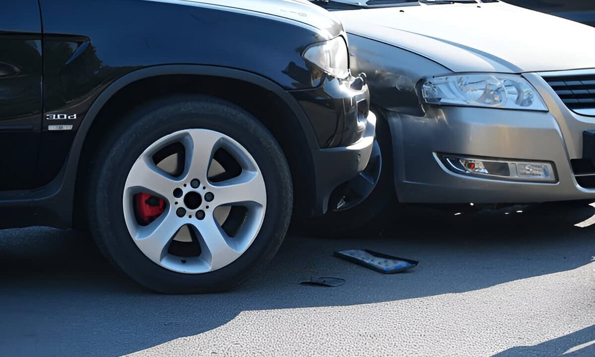 Sideswiped While Driving in Arkansas? Here’s How to Protect Your Rights