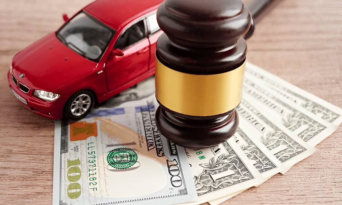 What Happens If You’re in a Multi-Car Pileup? Who Pays for Your Injuries?